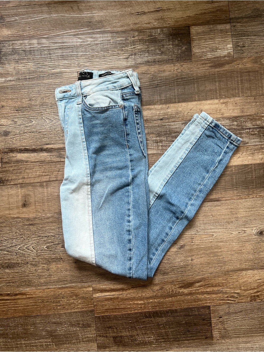 Two-Tone Light Blue Women’s Jeans
